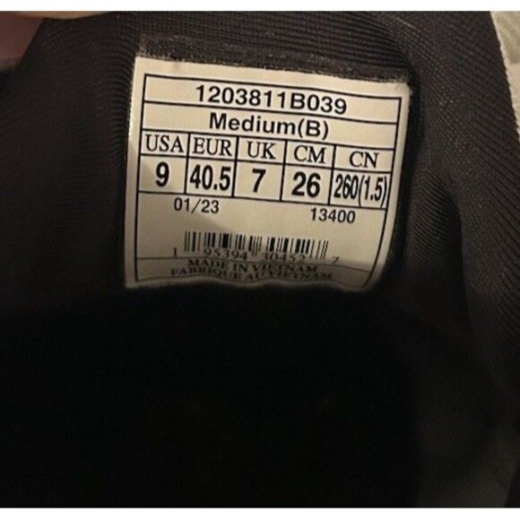 Size 9 - Brooks Adrenaline GTS 23 Gray And Lavender Womens EU 40.5 - Picture 12 of 12